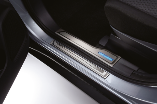 НАКЛАДКИ НА ПОРОГИ З ПІДСВІЧУВАННЯМ