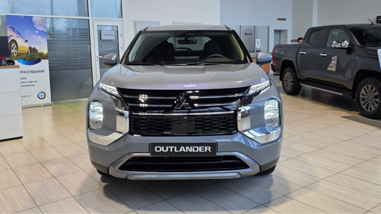 Outlander Intense 2.5 CVT 4WD